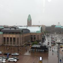 中央駅との位置関係（お隣）