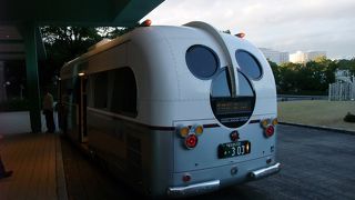 一部のオフィシャルホテルなら乗らなくても歩いて行けます。