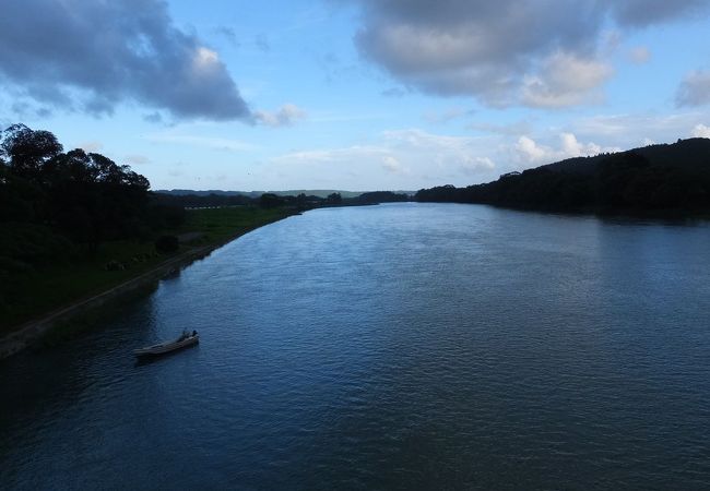 山から一気に平野に出るところ。