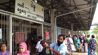田舎の駅、バゴー観光のアクセスポイント