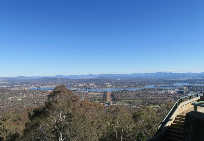 マウントエインズリー 展望台