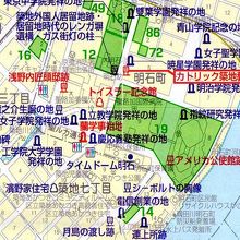 カトリック築地教会は、築地明石町の明石小学校の前にあります。
