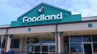 ププケアビーチ前にあります