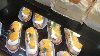 8月は桃とマンゴ