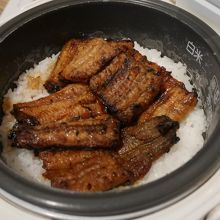 炊き立てご飯に乗せて少し蒸らせば、ふっくら♪