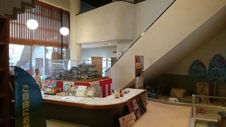 本館より落ち着いて入れる