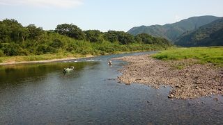 川の漁師さんに出会った