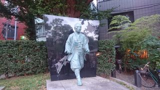 富岡八幡宮にゆかりがあるそうです。