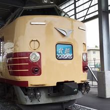 特急北越、金沢行きになっています。