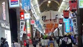 寂れた商店街が復活、外人観光客にも人気