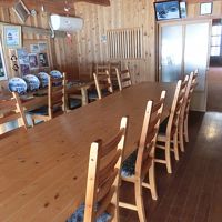 舟屋を改造した食堂