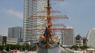 帆船「日本丸」が係留