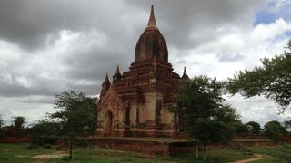 ミンナトゥ村の中国の影響が見られる寺院