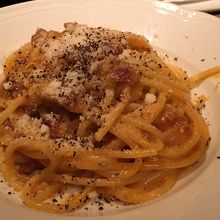 本当のカルボナーラ