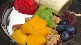 ヒカリエでアサイーチャージ☆