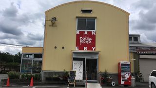韮崎のパン屋さん