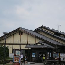 上り線側から見る