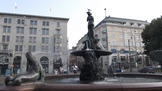 マーケットの入り口