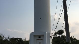 日本最南端の有人島にある灯台です。