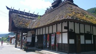 風情のある駅舎です