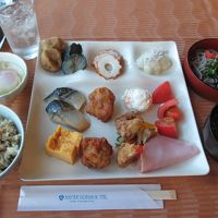 とある日の本館９階の朝食バイキング。他にもいろいろ