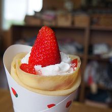 完熟いちごのクレープ