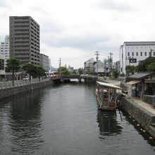 カラコロ広場乗船場です。