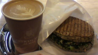 アゼリアにオープン