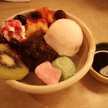 ピーチとマンゴーのあんみつ