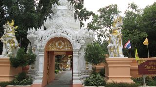 チェンライ２大寺院のひとつ