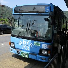 錦帯橋のバスステーションで