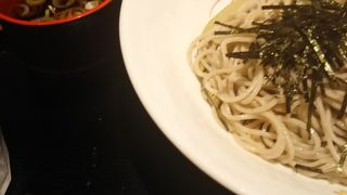 普通のそば店です