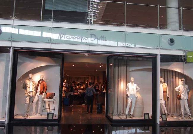 エルプラット空港もZARAファミリーブランドの宝庫