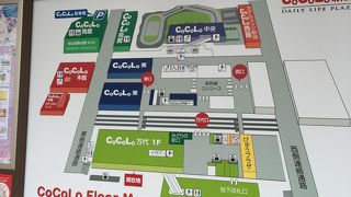 駅ビルのモール