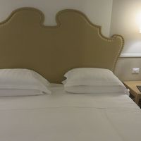 ホテルのベッド