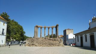 世界遺産に登録されているエボラの中心地