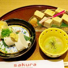 冷奴と厚焼き玉子