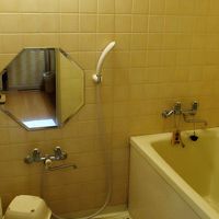 お湯は源泉100％