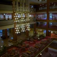 ゴージャスな吹き抜け