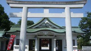 山形市内最古の神社としての風格があります