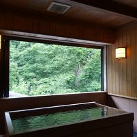 お部屋の風呂も温泉です