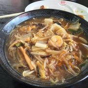 一品料理も多くラーメンも幅広い！