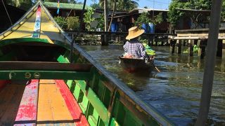 手漕ぎボートに乗らなければ…