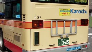 県中央部を中心に多くの路線の有るバス