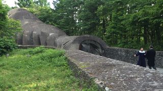 幻想的なな教会