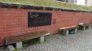 こういうものができると、やすっぽい観光地と堕す