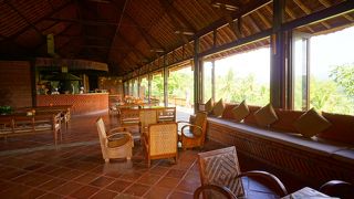 開放感あふれる気持ちいいレストラン