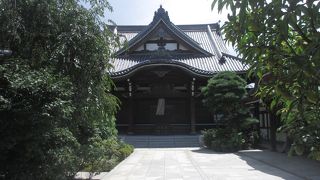 山門のところにある像がかなり見応えがありました