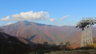 紅葉時期は、登山でなければ、少し中途半端な感じ