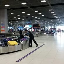 バッゲージクレーム